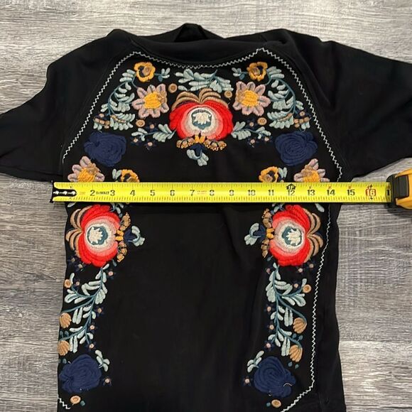 Free People Embroidered Black Floral Women's mock turtleneck- small - Picture 8 of 9